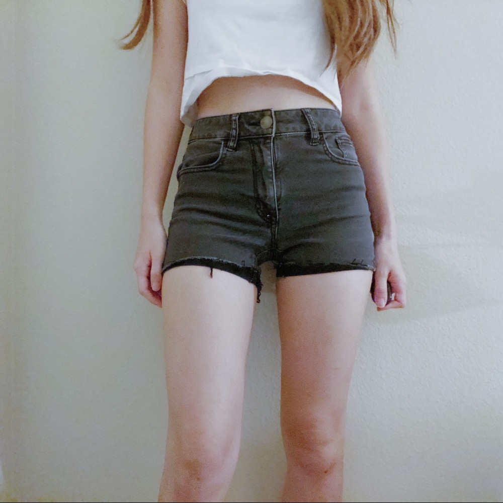 American Eagle Black High-Waisted Shorts